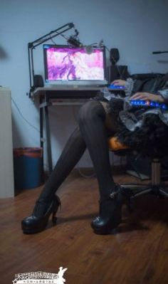 丈夫上班后的午后