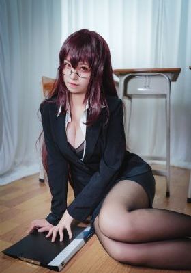 她在丈夫面被耍了2中文